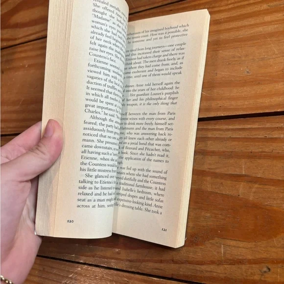 (48) THE GIRL AT THE LION D’OR BOOK - Picture 11 of 14